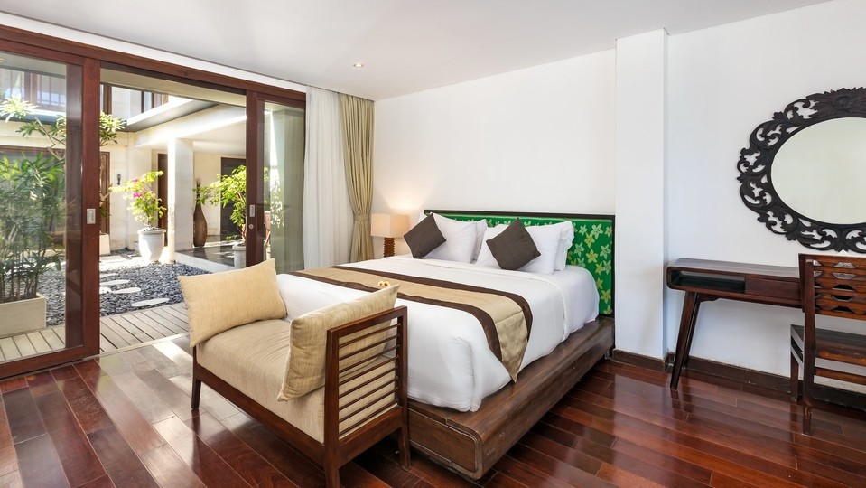 Mirna vila s 16 spalnicami z bazenom na Baliju, vila Bali 2209
