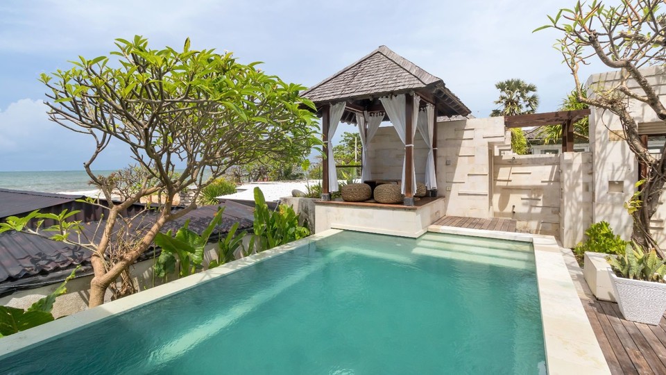 Mirna vila s 16 spalnicami z bazenom na Baliju, vila Bali 2209
