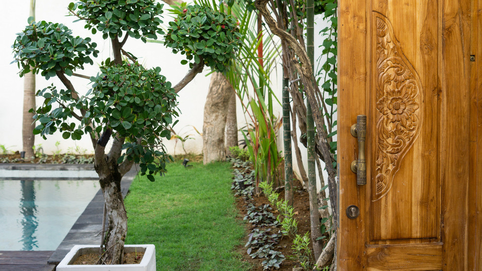 Neverjetna vila s 4 spalnicami in bazenom na Baliju, Bali Villa 2211
