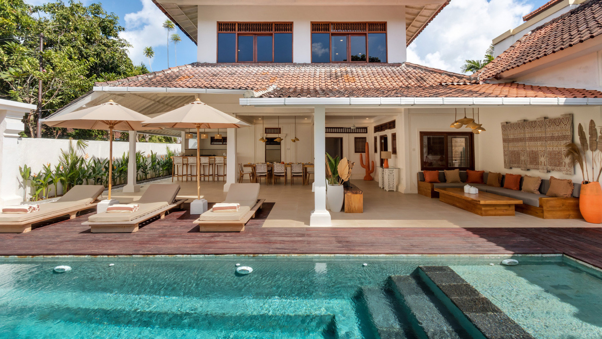Čudovita 4-sobna vila z bazenom, Bali Villa 2212