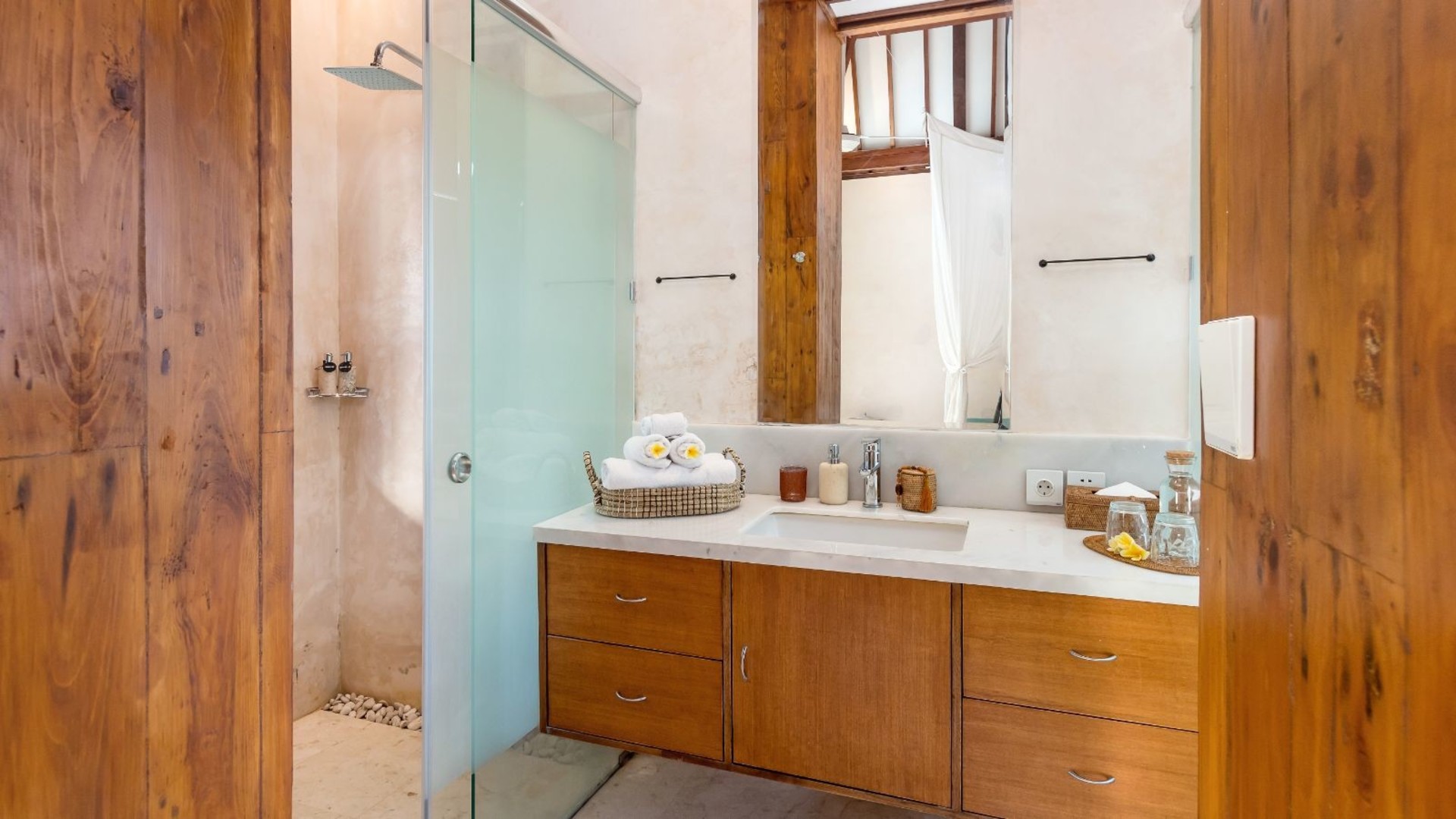 Čudovita 9-sobna vila z bazenom, Bali Villa Bali Villa 2218