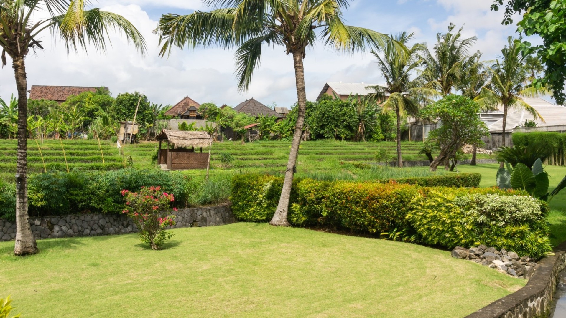 Čudovita 9-sobna vila z bazenom, Bali Villa Bali Villa 2218