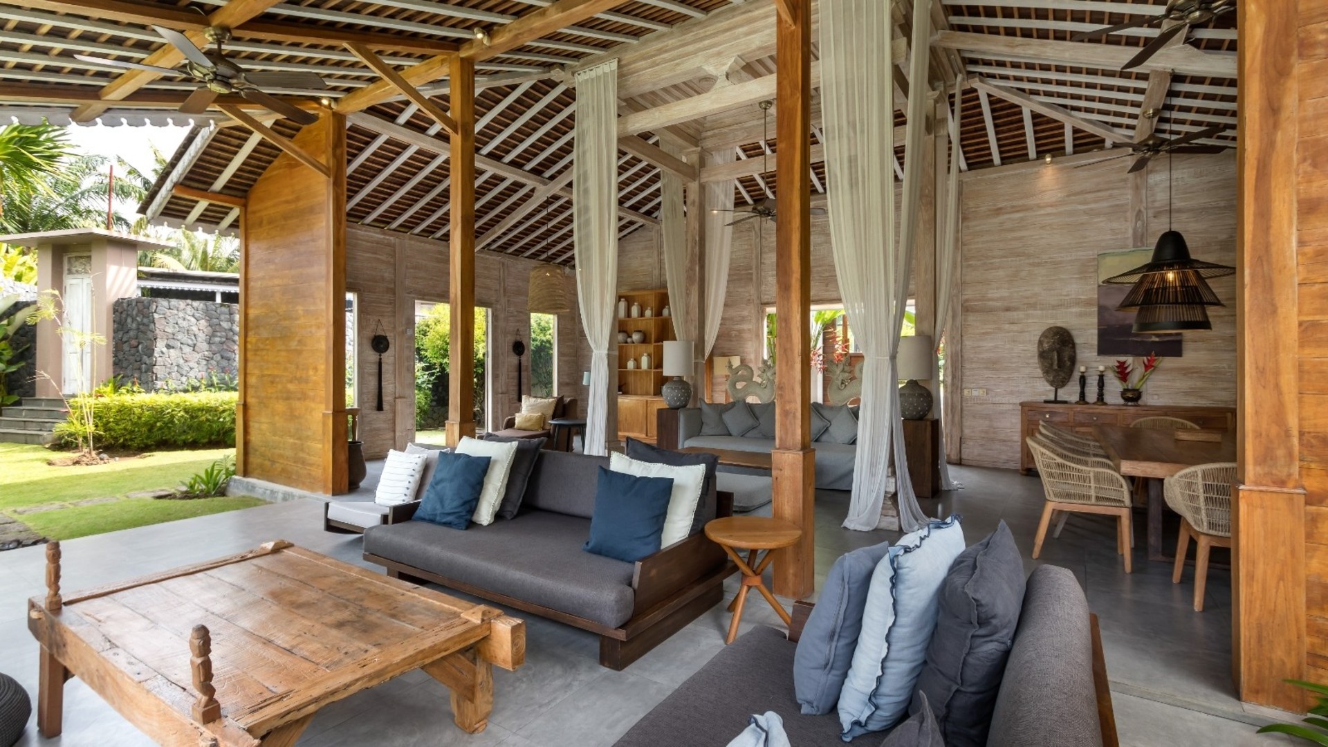 Čudovita 9-sobna vila z bazenom, Bali Villa Bali Villa 2218