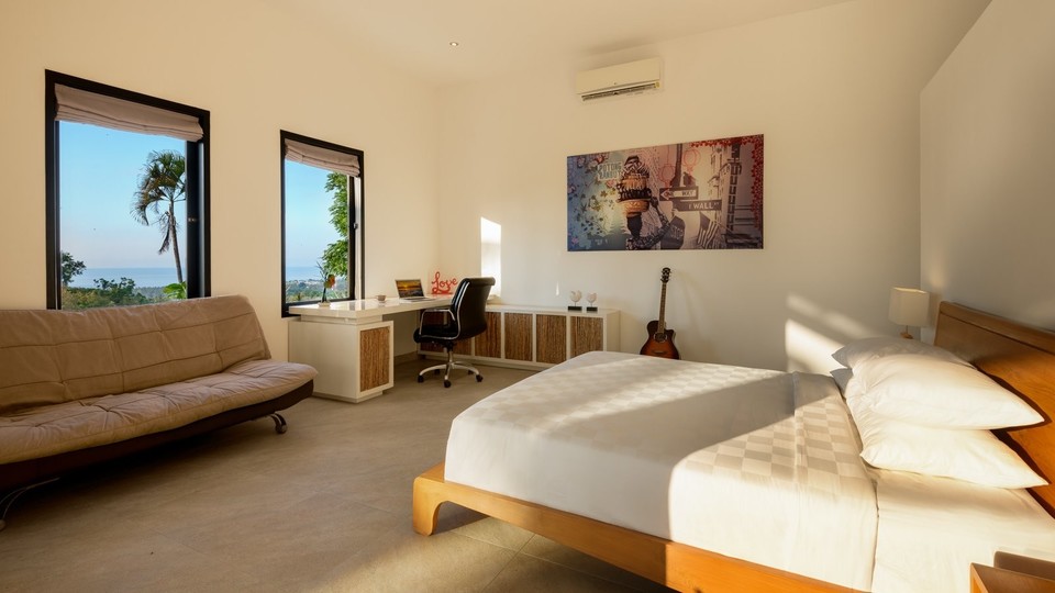 Čudovita vila s 3 spalnicami z osupljivim bazenom in pogledom na morje, vila Bali 2235