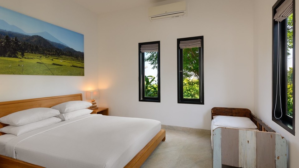 Čudovita vila s 3 spalnicami z osupljivim bazenom in pogledom na morje, vila Bali 2235