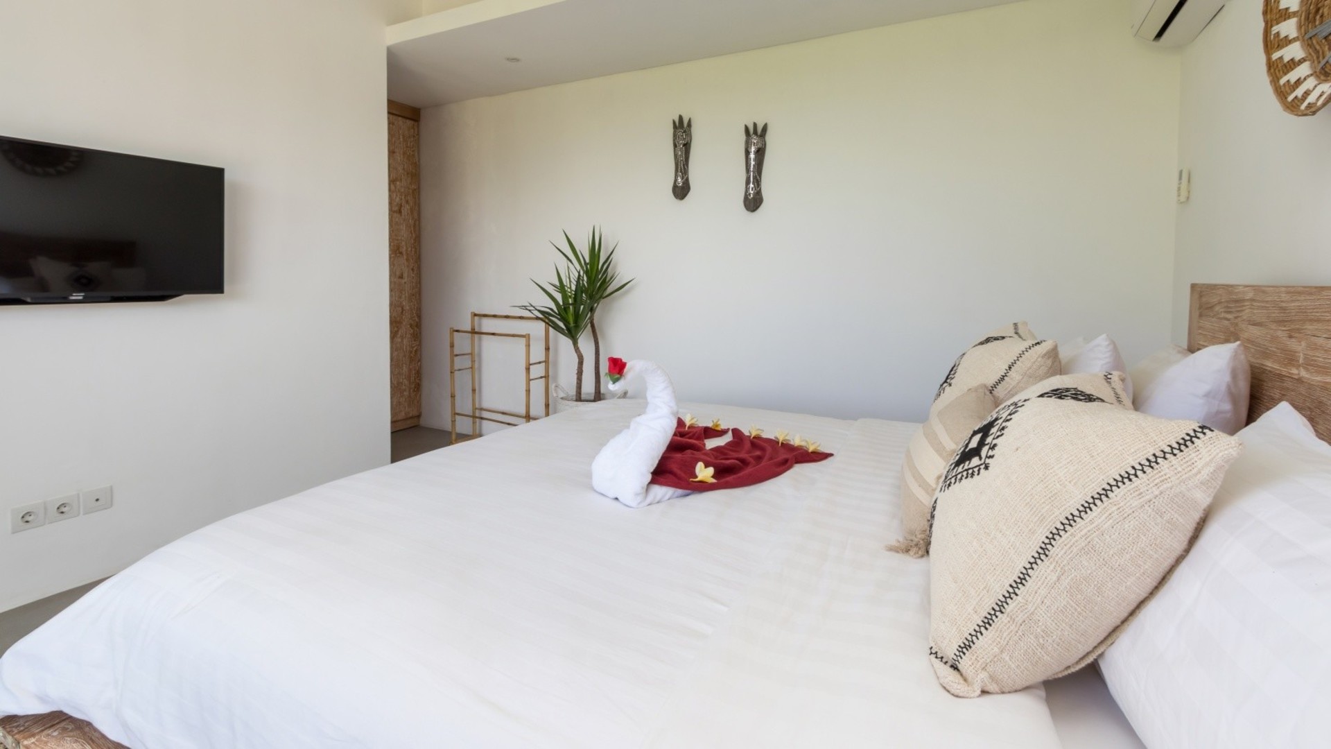 Uživajte v popolnoma opremljeni 4-sobni vili z bazenom in vrtom, Bali Villa 2236