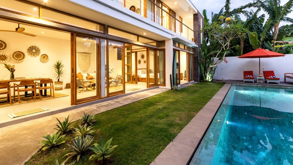 Uživajte v popolnoma opremljeni 4-sobni vili z bazenom in vrtom, Bali Villa 2236