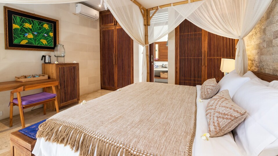 Uživanje na počitnicah v luksuzni vili s 5 zvezdicami v Candidasi, za manj kot hotel, Villa Bali 2243