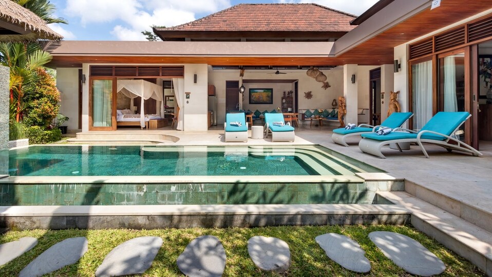 Uživanje na počitnicah v luksuzni vili s 5 zvezdicami v Candidasi, za manj kot hotel, Villa Bali 2243