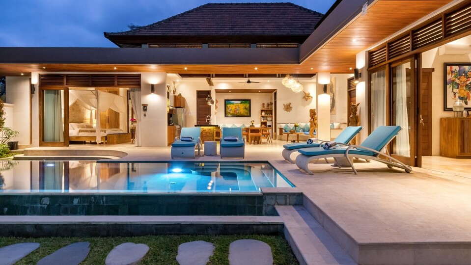 Uživanje na počitnicah v luksuzni vili s 5 zvezdicami v Candidasi, za manj kot hotel, Villa Bali 2243