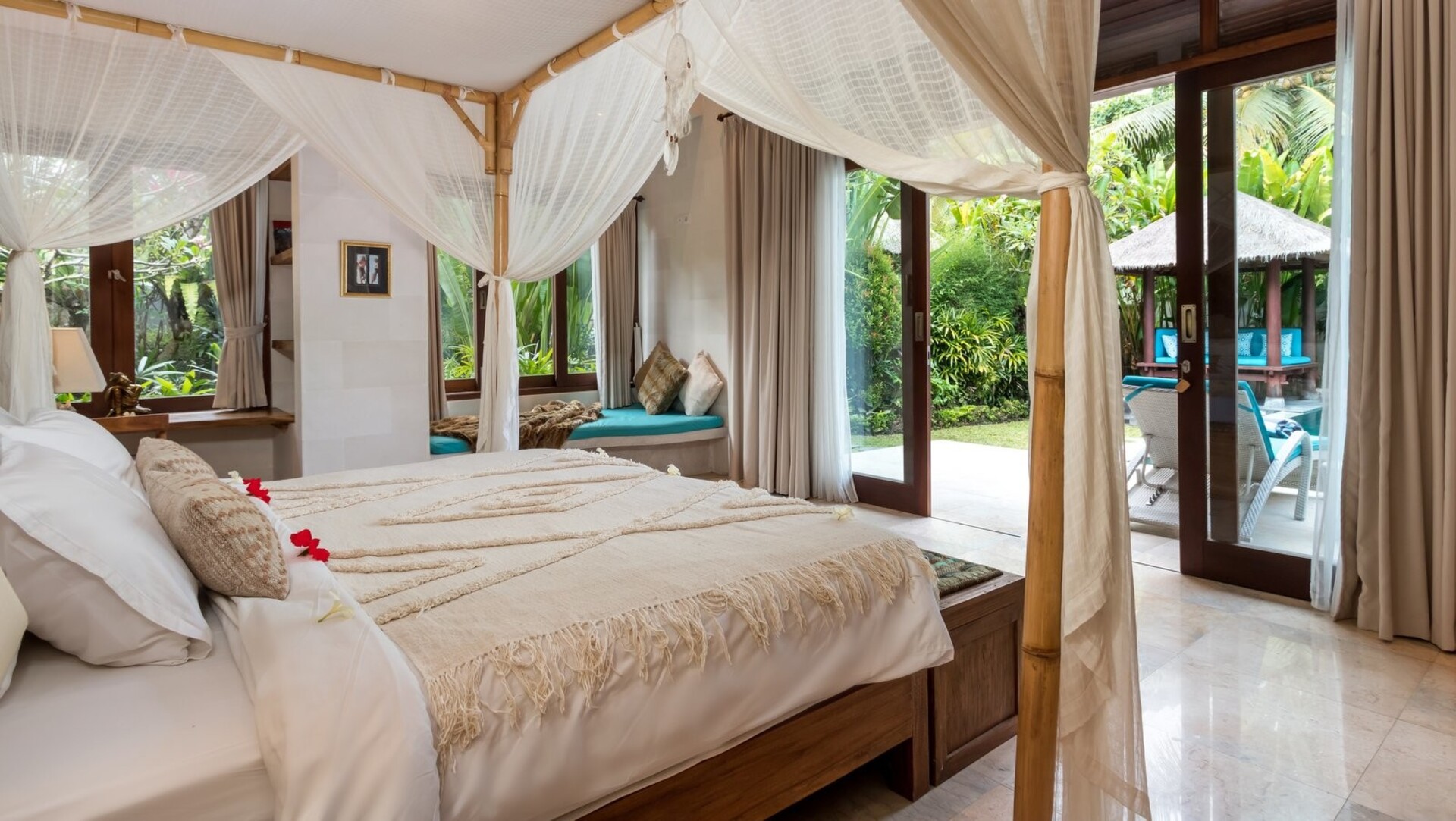 Uživanje na počitnicah v luksuzni vili s 5 zvezdicami v Candidasi, za manj kot hotel, Villa Bali 2243