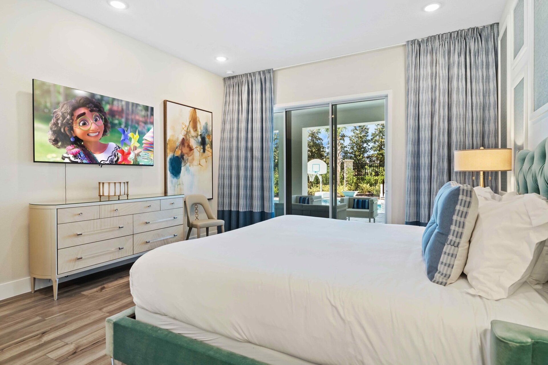 Čudovita vila s prvovrstno opremo, Orlando Villa 1000