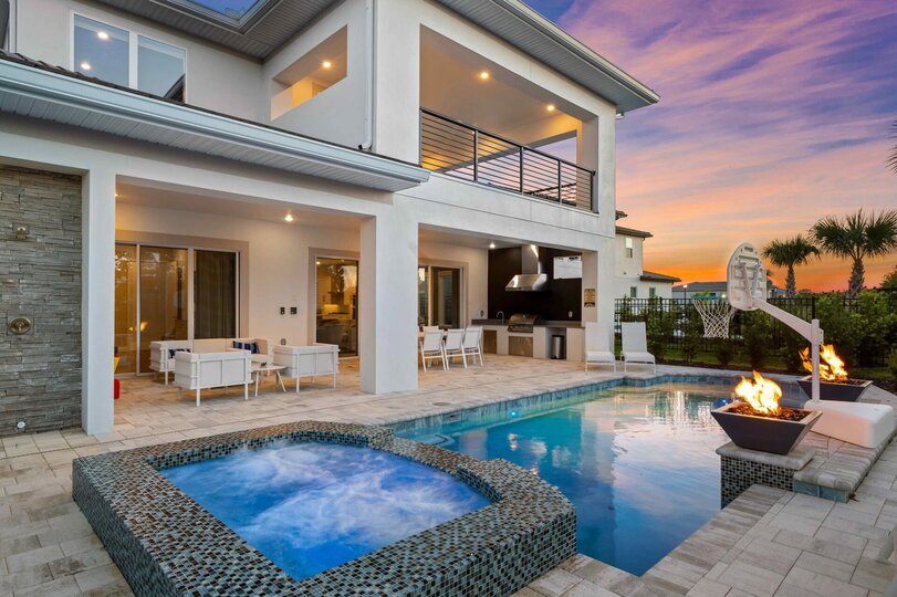 Čudovita vila s prvovrstno opremo, Orlando Villa 1000