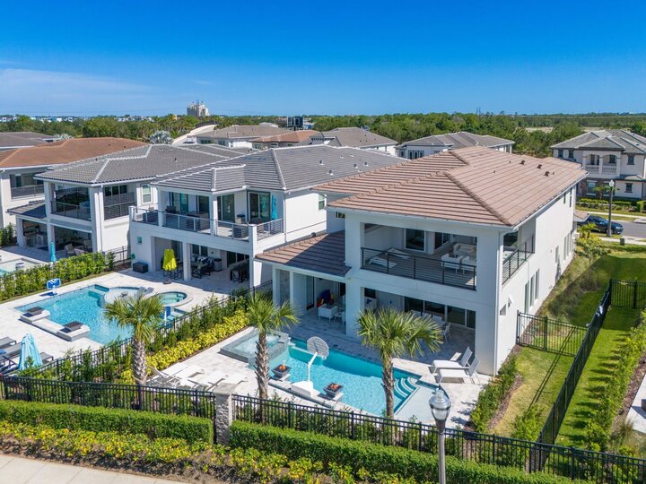 Čudovita vila s prvovrstno opremo, Orlando Villa 1000