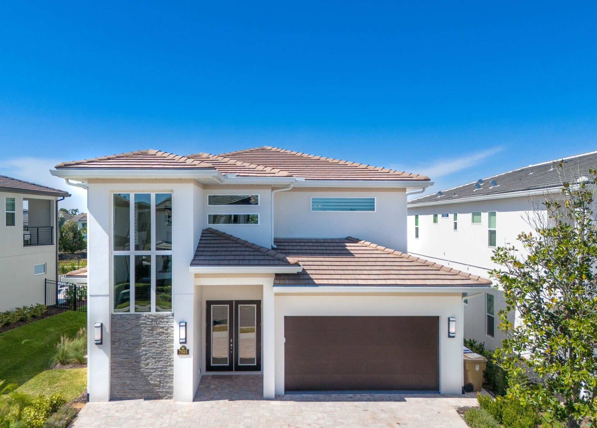 Čudovita vila s prvovrstno opremo, Orlando Villa 1000