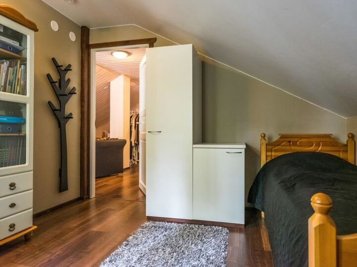 Popoln družinski oddih, Hartola 1031