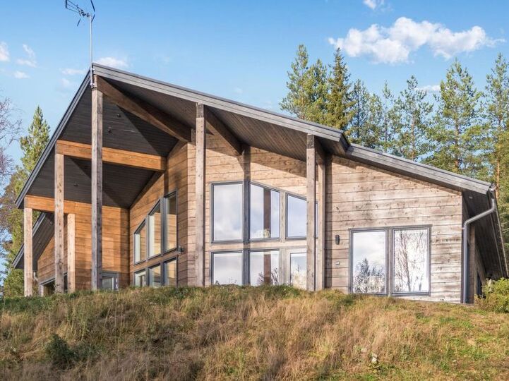 Hiša s 5 zvezdicami na vrhunski lokaciji, Sotkamo 1132, Sotkamo, Finland