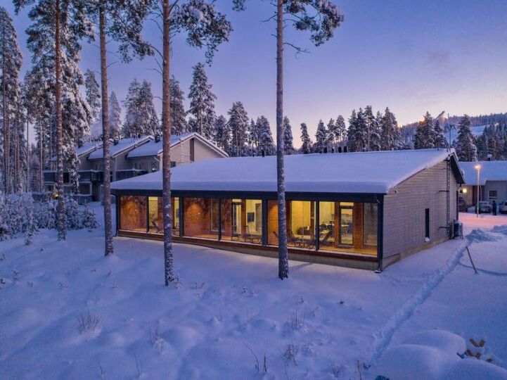 Luksuzni dom, idilična lokacija, Sotkamo 1143, Sotkamo, Finland