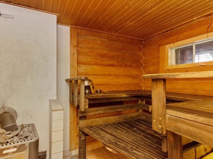 Dom s 5 zvezdicami na vrhunski lokaciji, Puumala 1096