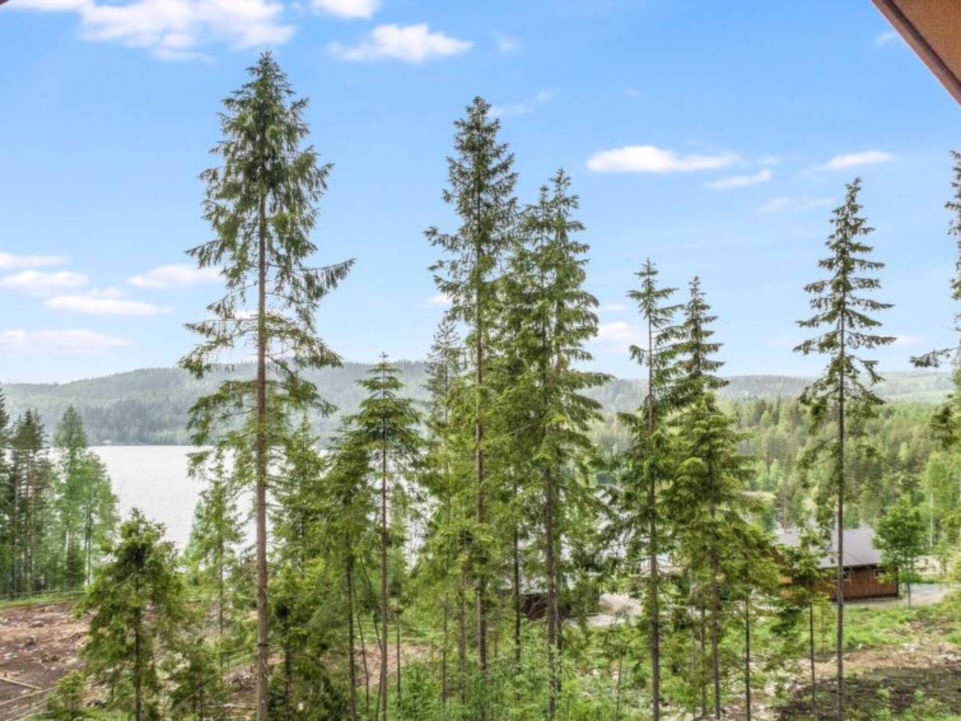 Vaš popoln pobeg, Lieksa 1047