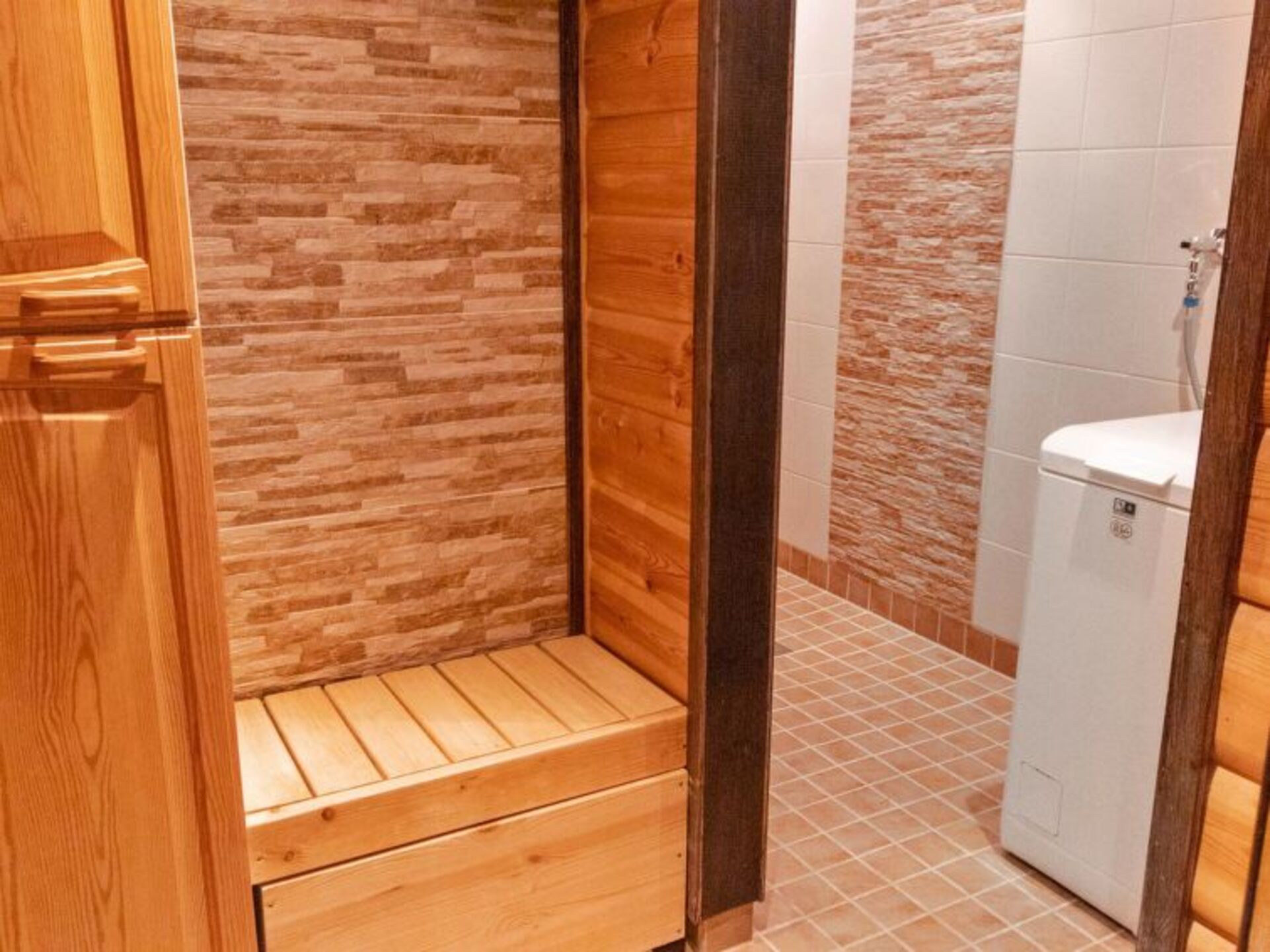 Dom s 5 zvezdicami na vrhunski lokaciji, Pelkosenniemi 1270