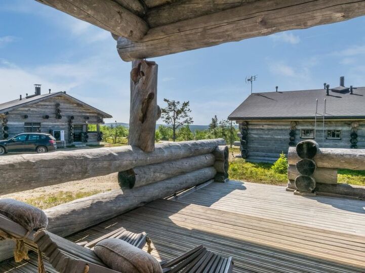 Ekskluziven dom na popolni lokaciji, Inari 1306