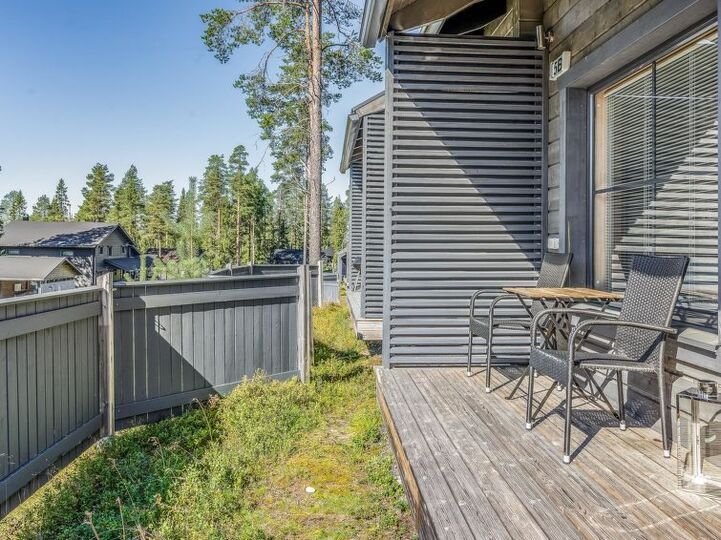 Čarobni družinski spomini, Kuusamo 1176
