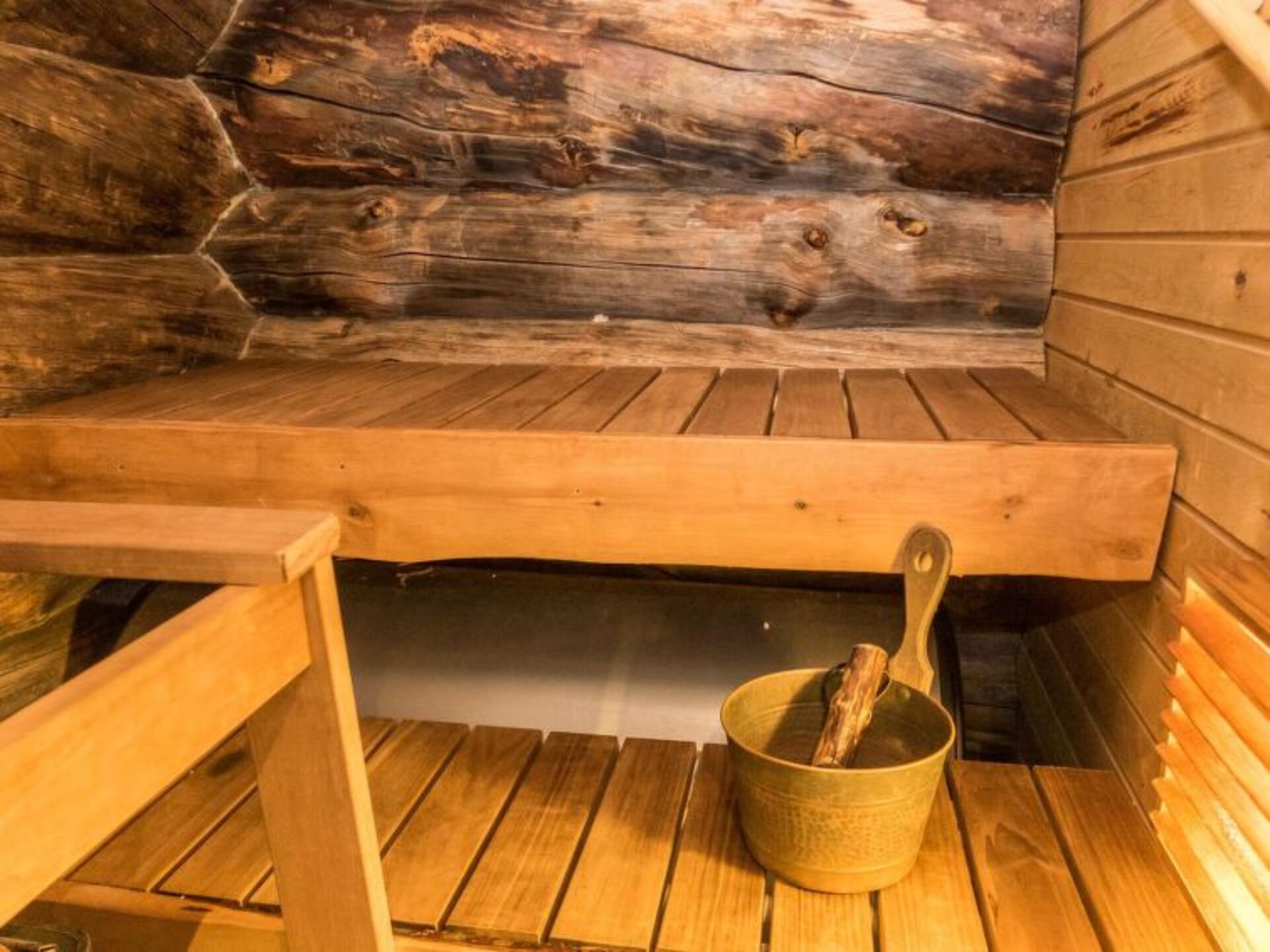 Čas za sprostitev, Kuusamo 1202