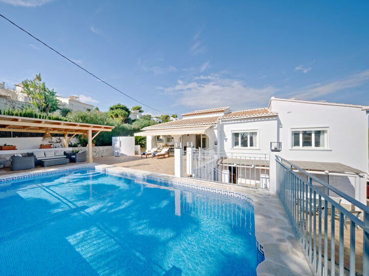 Elegantno zatočišče: vila s 4 spalnicami in bazenom, 1081, Xàbia, Spain