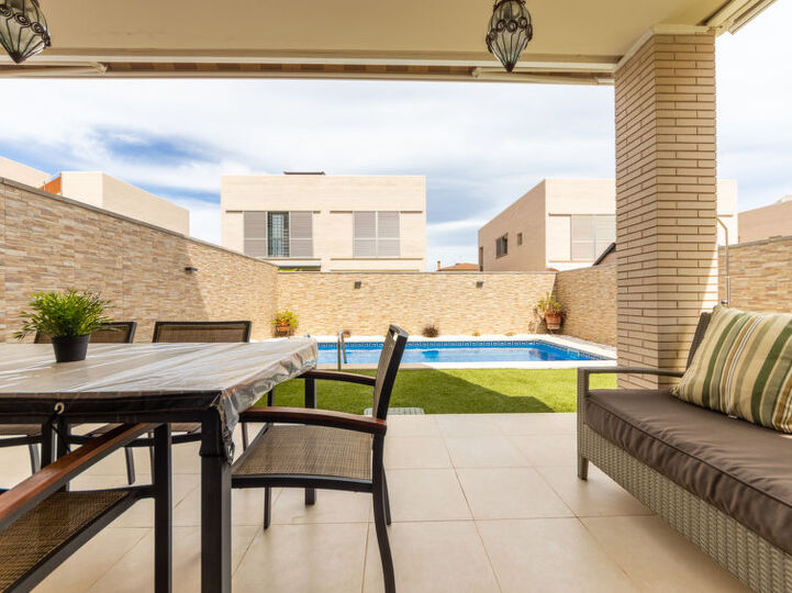 Elegantno zatočišče s 3 posteljami in bazenom, 1004, Cambrils, Spain