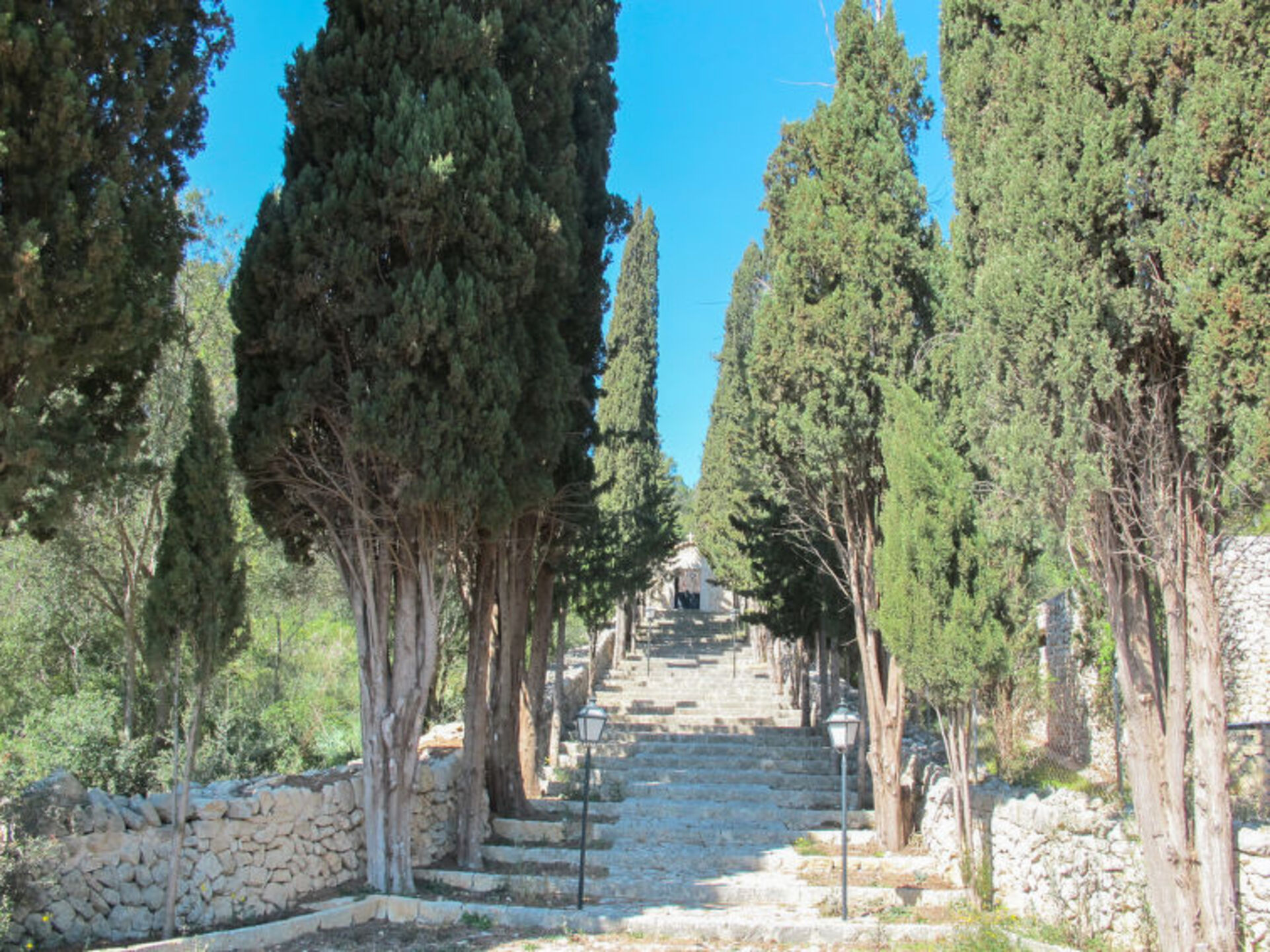 Serene Haven: Vila s 4 spalnicami na Balearskih otokih, 1625