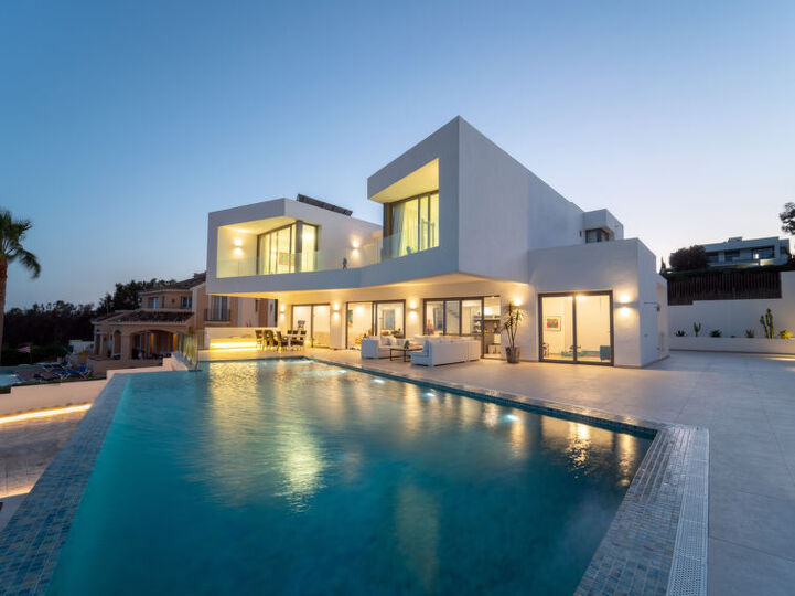 Moderna vila s 5 spalnicami v Costa del Sol, 1109, Manilva, Spain