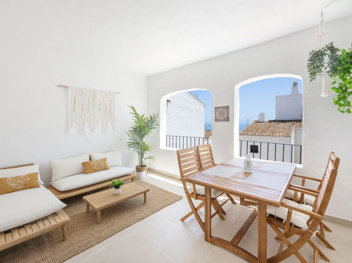 Osamljen raj za dva, 1130, Marbella, Spain