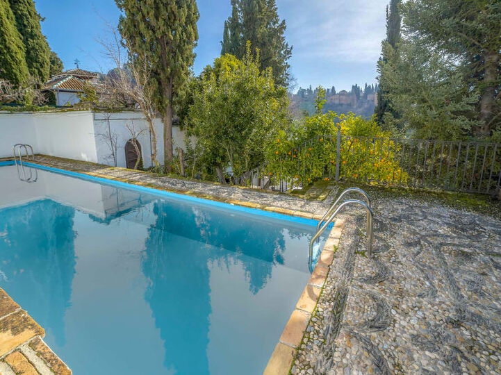 Luksuzna vila s 4 spalnicami v Andaluziji, 1007, Granada, Spain