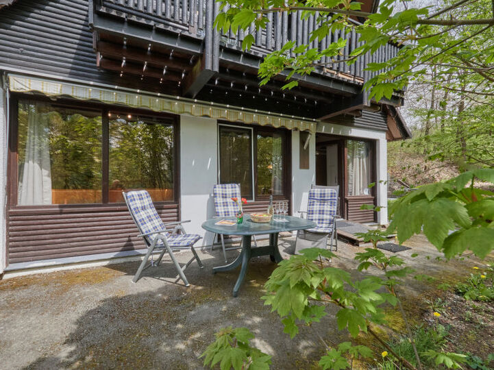 Osupljiva 3-sobna vila Haven, ugnezdena v Hessnu, 1002, Frankenau, Germany