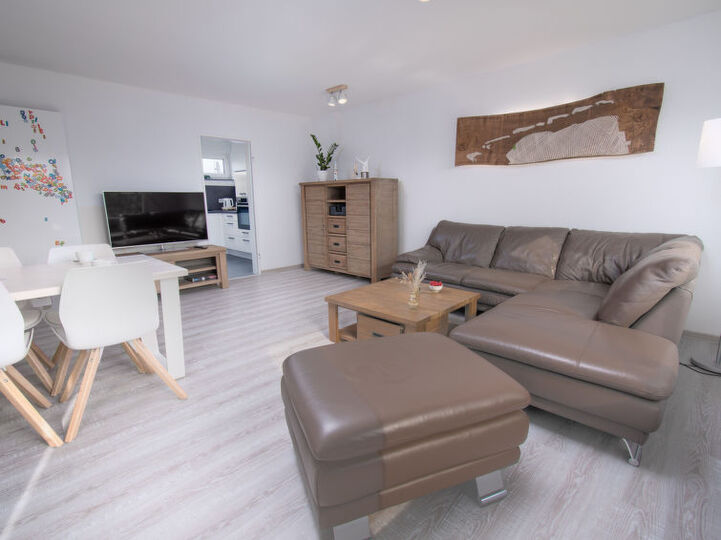Niedersachsen Bliss: 3 BR Dream Villa, 1003, Norden, Germany