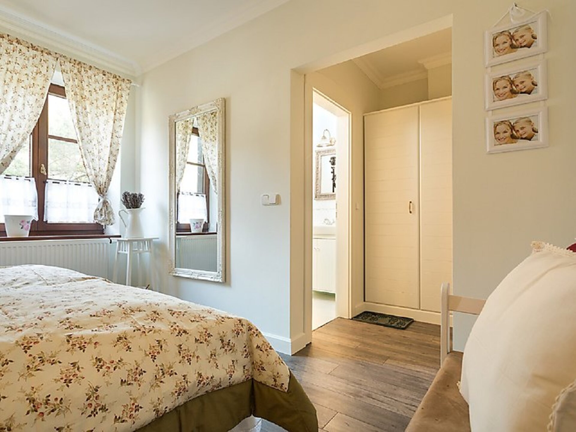 Očarljiva hiša s 6 spalnicami in panoramskim razgledom, 1000