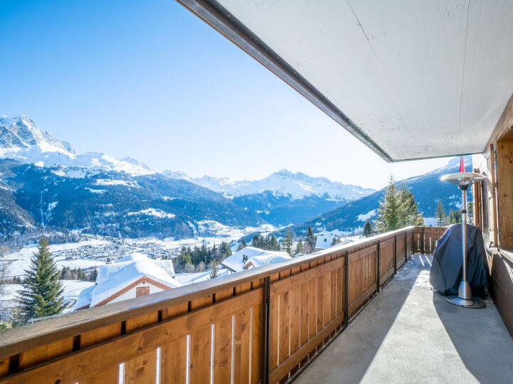 Prijeten alpski pobeg v Graubündnu, 1110, Parsonz, Switzerland