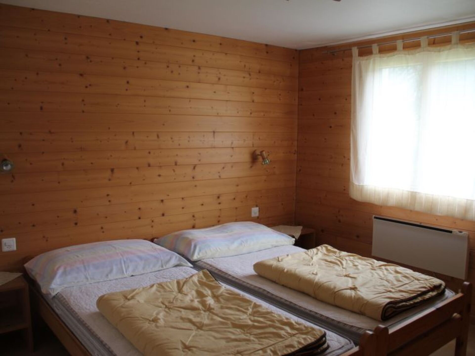 Gorska čarovnija: Elegantna vila s 3 spalnicami v Valaisu, 1365