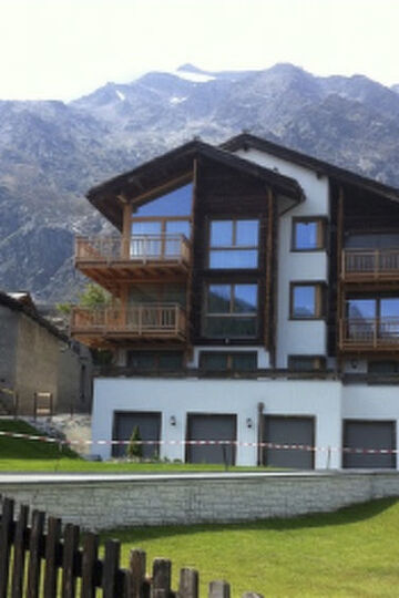 Razkošno alpsko počitniško naselje v Valaisu, 1384, Saas-Fee, Switzerland