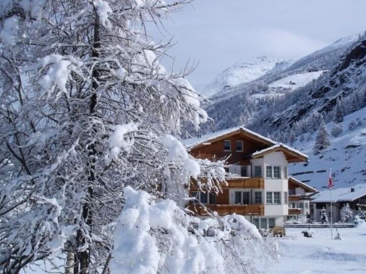 Očarljiva vila v Saas-Grundu, 1240, Saas-Grund, Switzerland