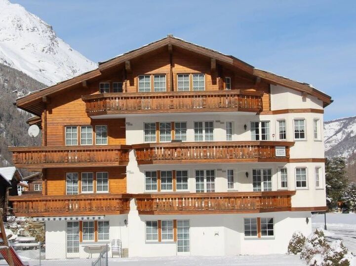 Serene Villa Escape v Saas-Grundu, 1258, Saas-Grund, Switzerland