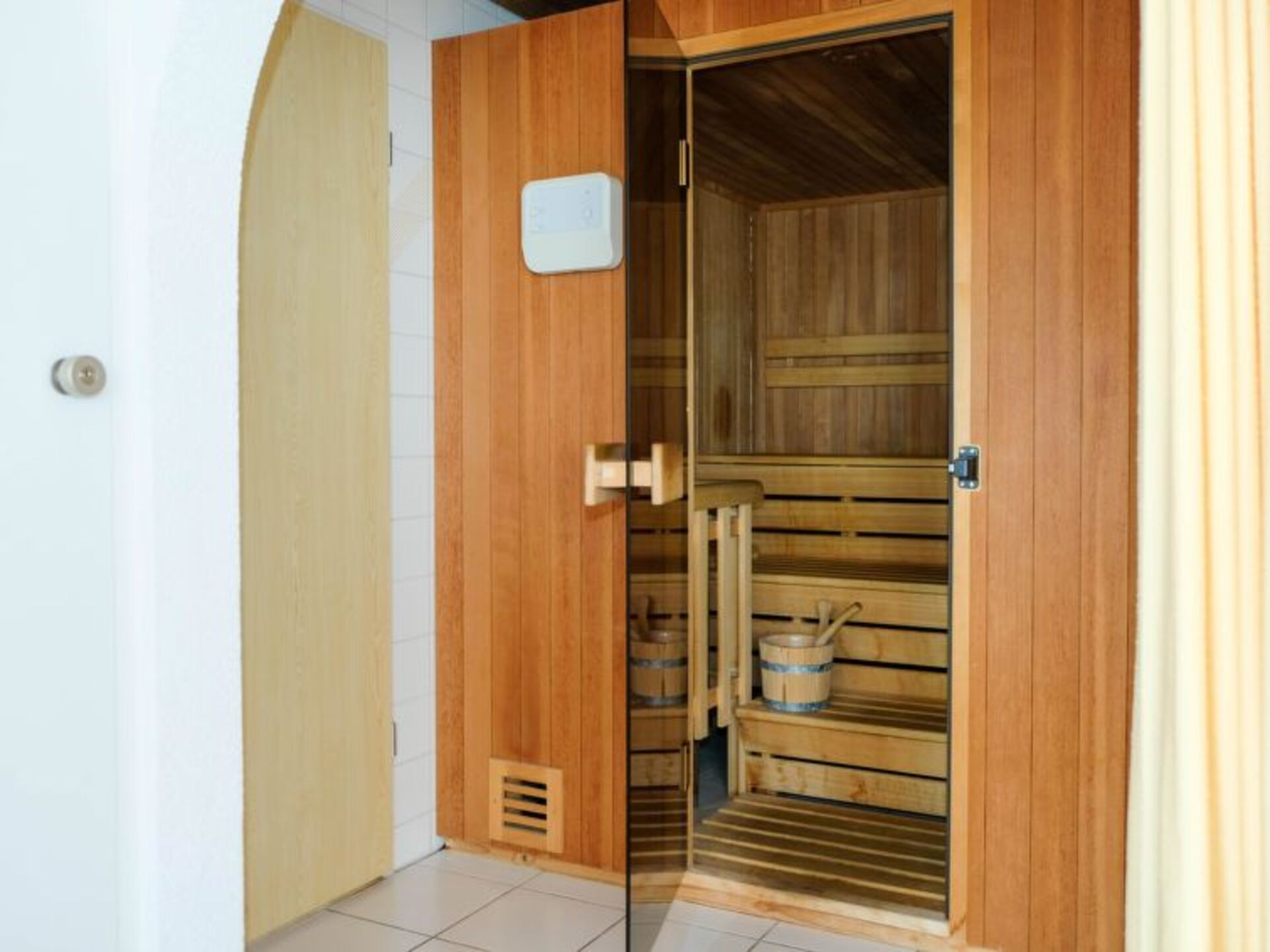 Spiez Dream Home: Vila s 5 spalnicami in bazenom, 1199