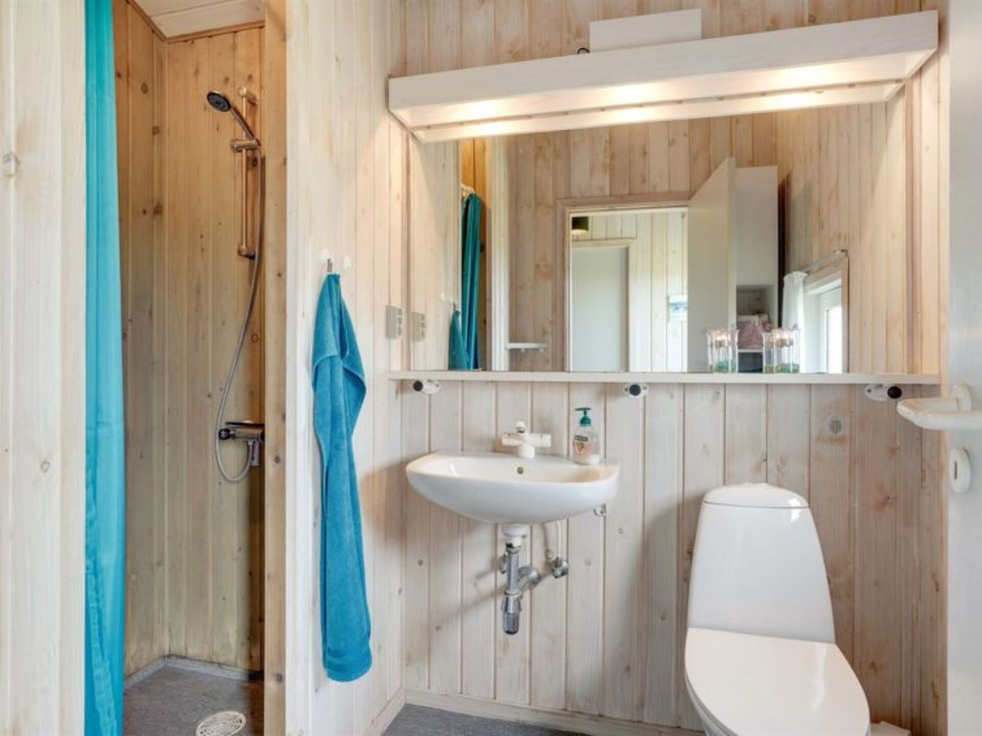 Bathroom / Wellness