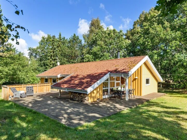 Vaš popoln pobeg, Aakirkeby 1087, Aakirkeby, Denmark
