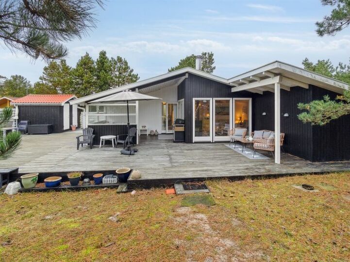 Popoln družinski oddih, Aakirkeby 1091, Aakirkeby, Denmark