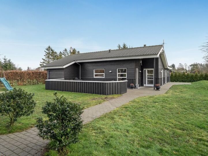 Vaš popoln pobeg, Hals 1042, Hals, Denmark