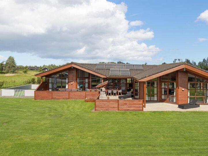 Dom s 5 zvezdicami na vrhunski lokaciji, Idestrup 1111, Idestrup, Denmark