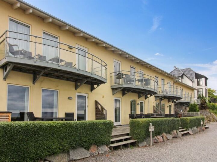 Čarobni družinski spomini, Allinge 1080, Allinge, Denmark