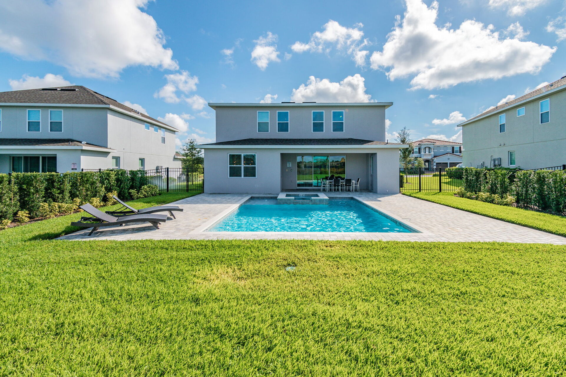 Najemite popolno vilo s 5 spalnicami, Encore Resort Villa 6416